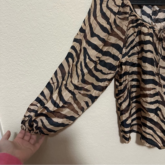 J. Crew size S animal print top - Picture 5 of 8